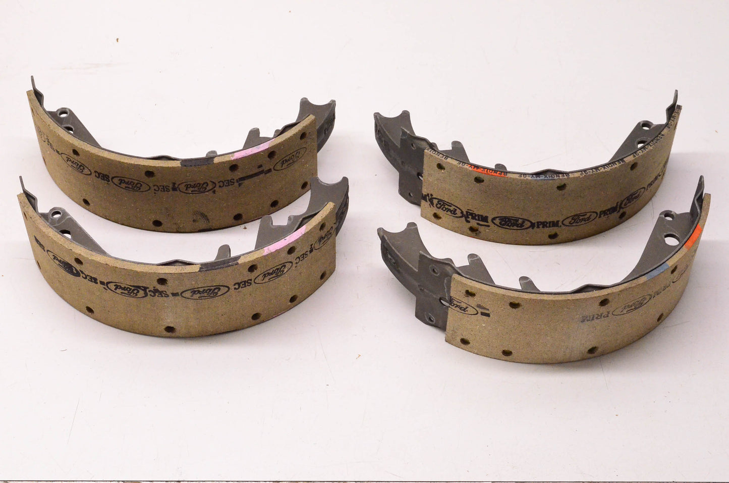 New OEM Ford D2TZ-2001-C Remanufactured 1973-1974 E200 Front Brake Shoes NOS