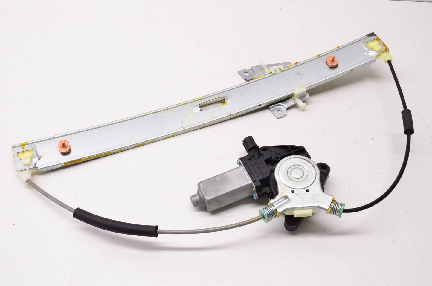 New OEM Ford 2001-2007 Escape Front Passenger's Side Window Regulator NOS