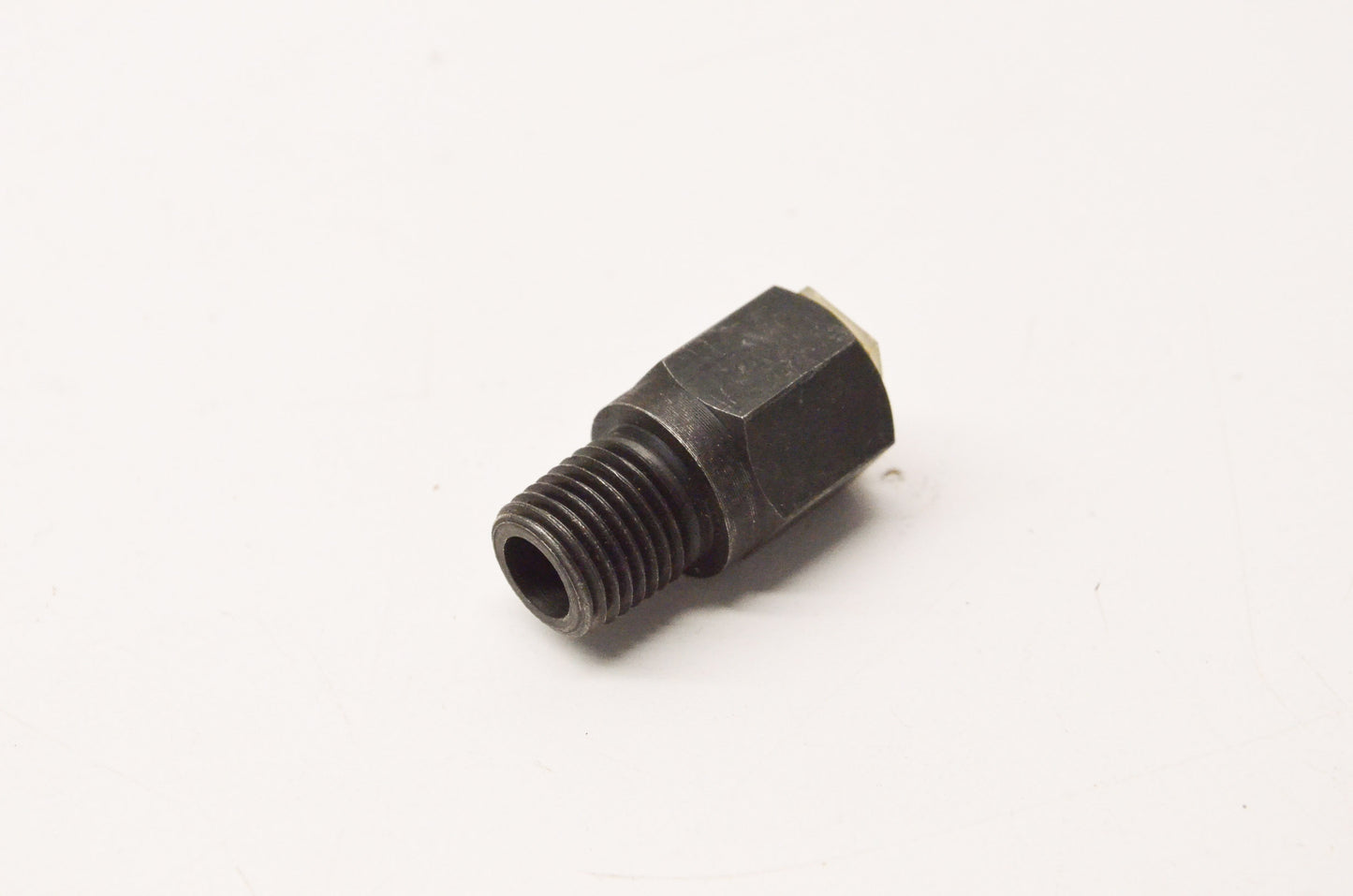 New OEM Ford E2TZ7D273A Transmission Cooler Connector NOS