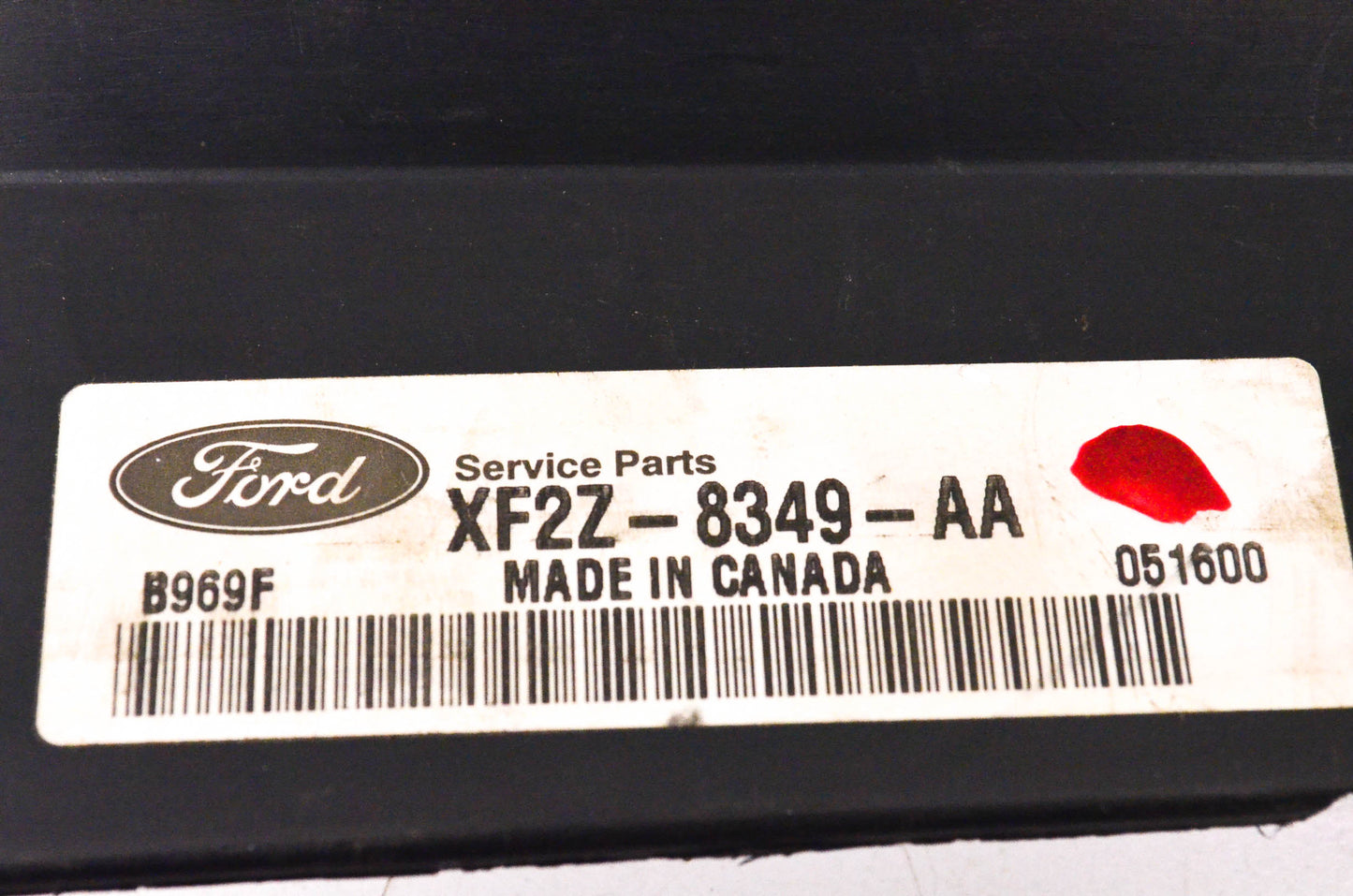 New OEM Ford XF2Z-8349-AA 1999-2003 Windstar Air Deflector NOS