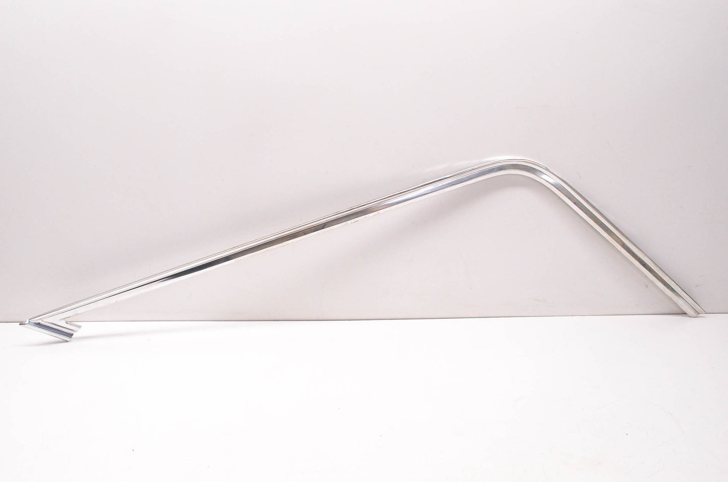 New OEM Ford E4DZ-74291C03-A 1985 LTD Quarter Panel Exterior Molding NOS