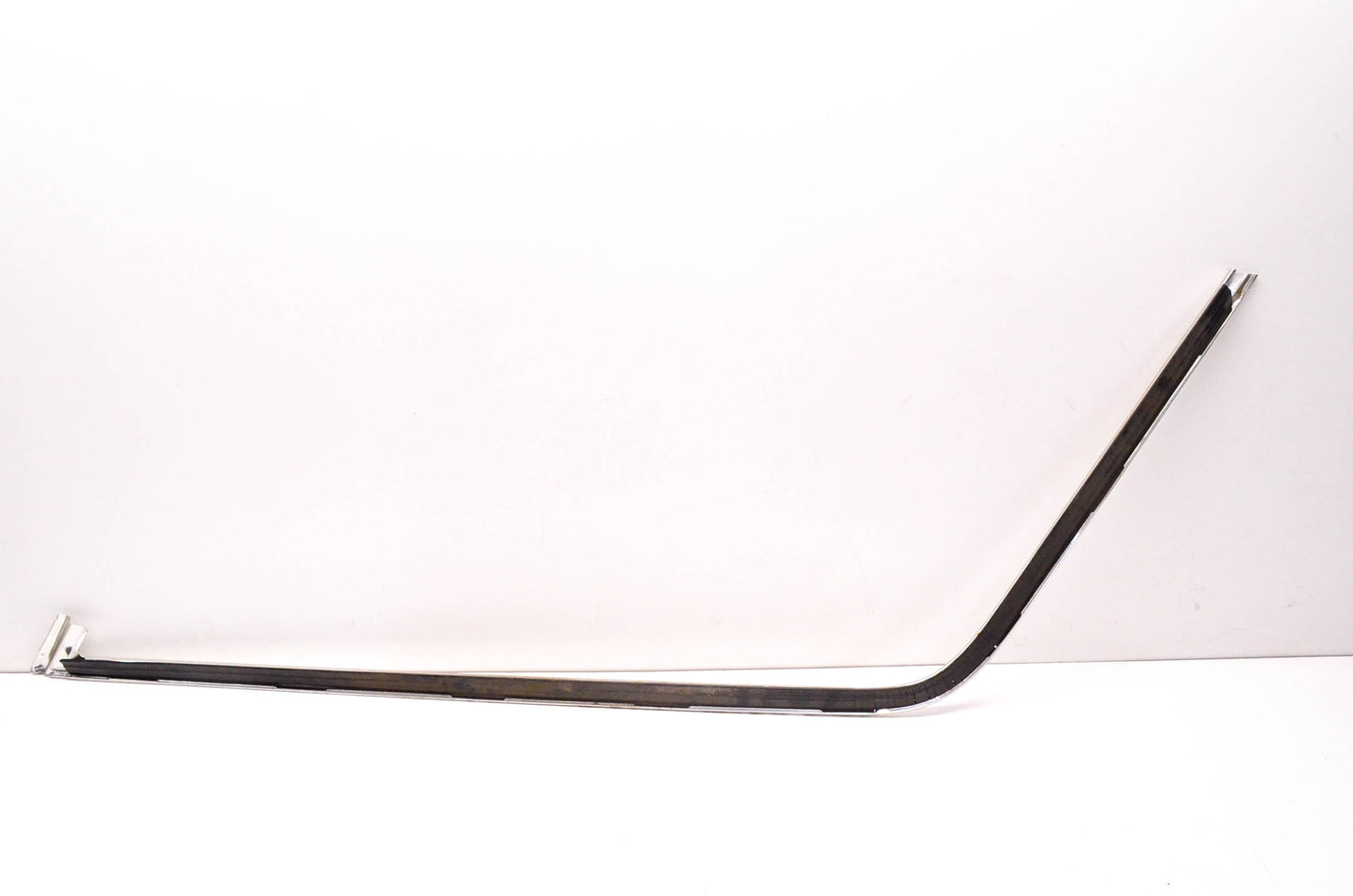 New OEM Ford E4DZ-74291C03-A 1985 LTD Quarter Panel Exterior Molding NOS