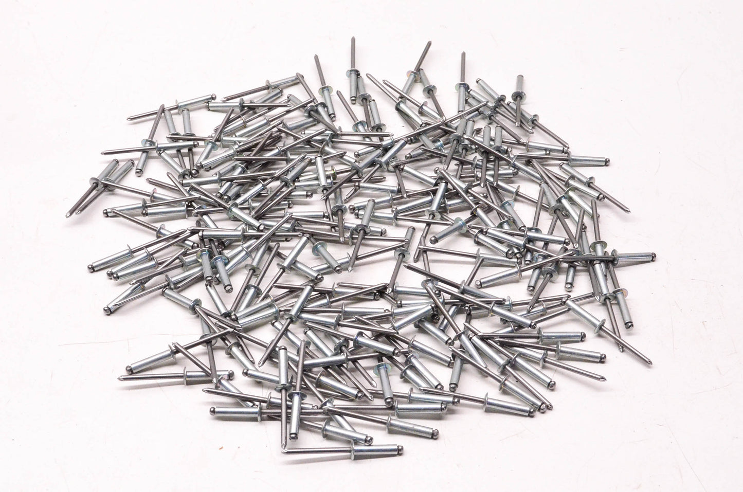 Aftermarket 3/16" Diameter Buttonhead Rivets Grip Range 1/2"-5/8" Qty 197 NOS