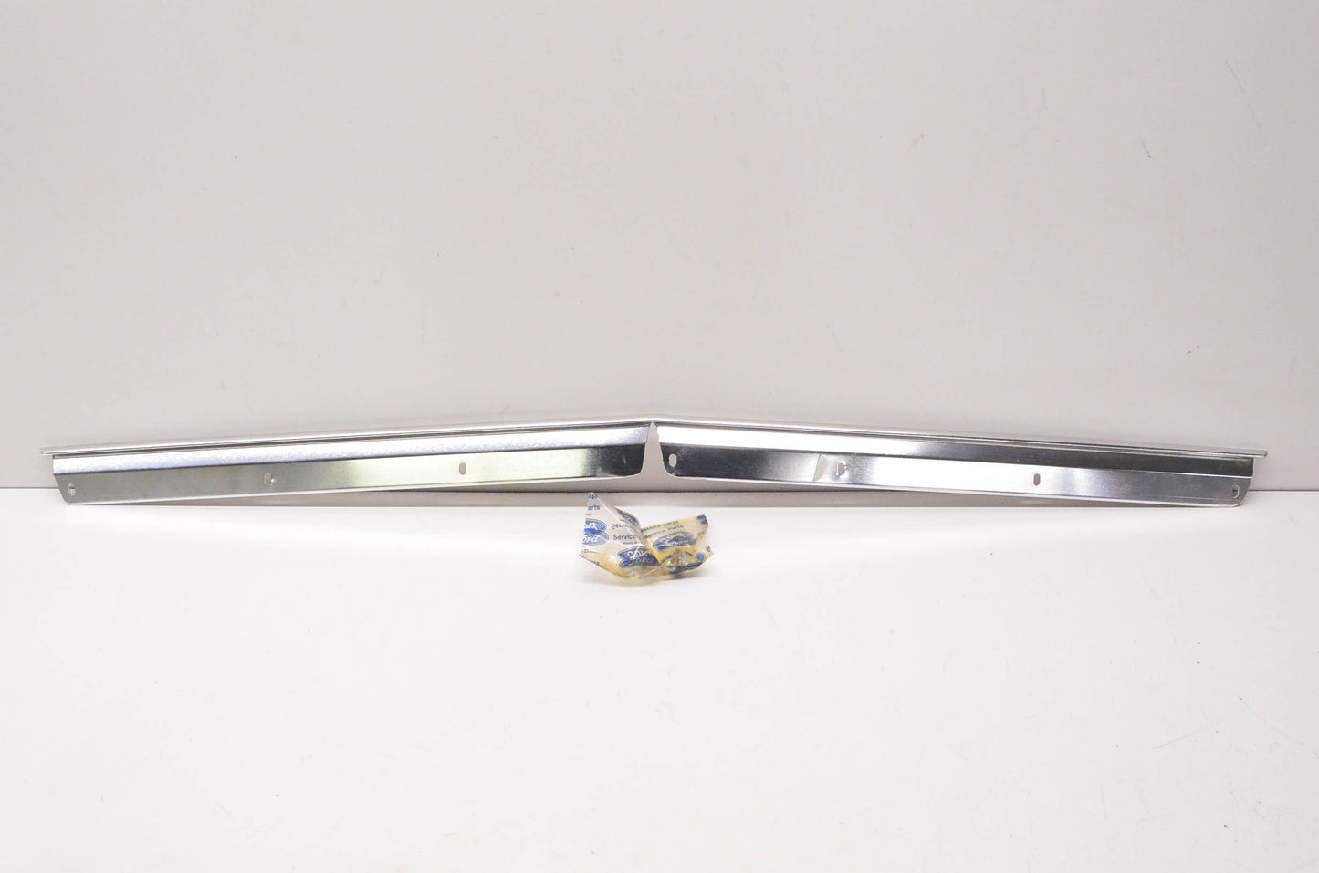 New OEM Ford C5ZZ-16856-A 1965-1966 Mustang Hood Edge Molding NOS