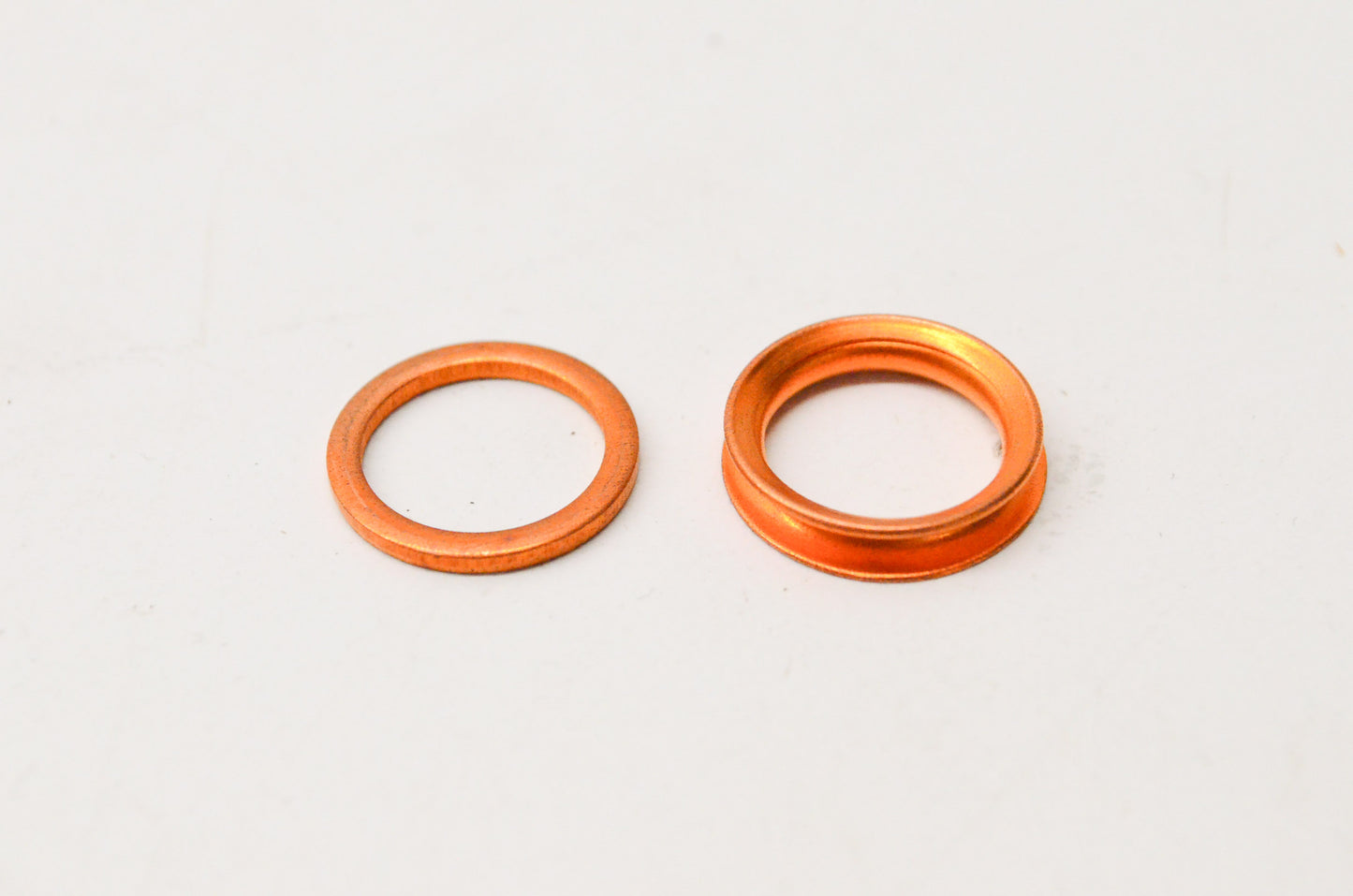 New OEM Ford DJ5Z8522ASUB1, DJ5E1919AA, DJ5E1919BA Water Pump Seal Kit NOS