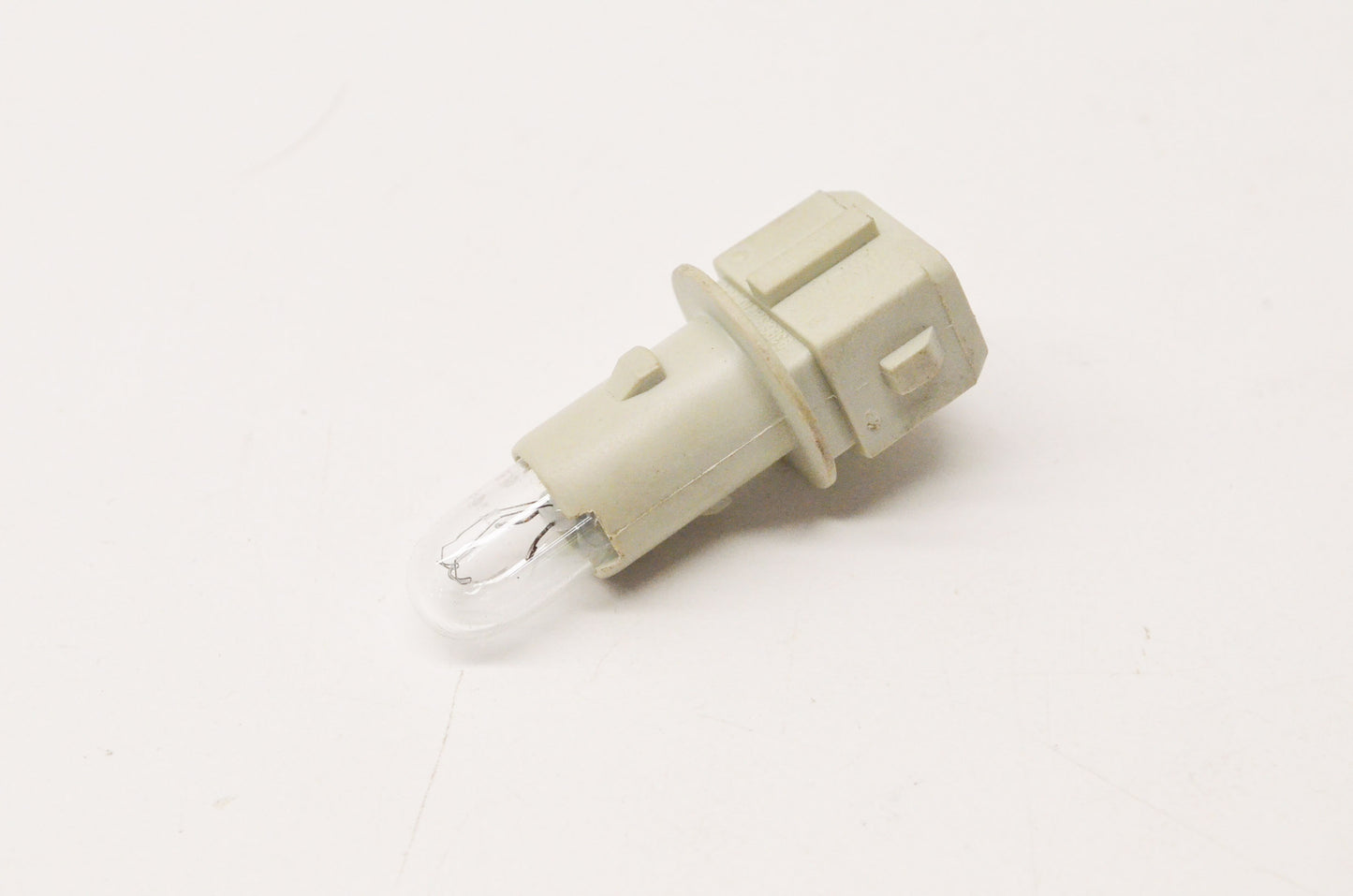 New OEM Ford F8RZ13K371AA Side Marker Lamp Socket & Bulb NOS