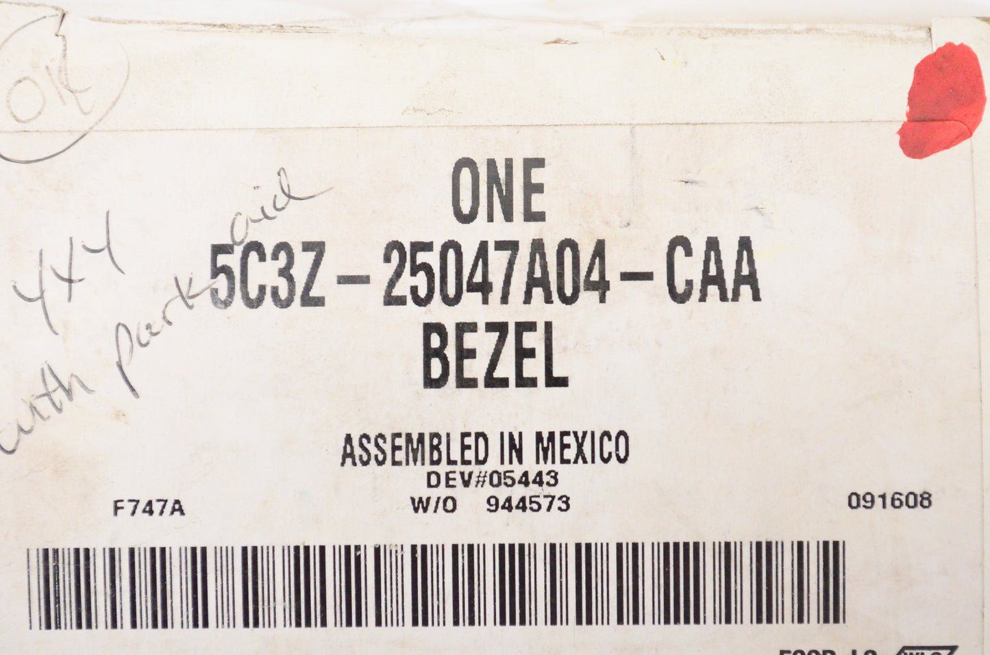 New OEM Ford 5C3Z25047A04CAA Bezel NOS