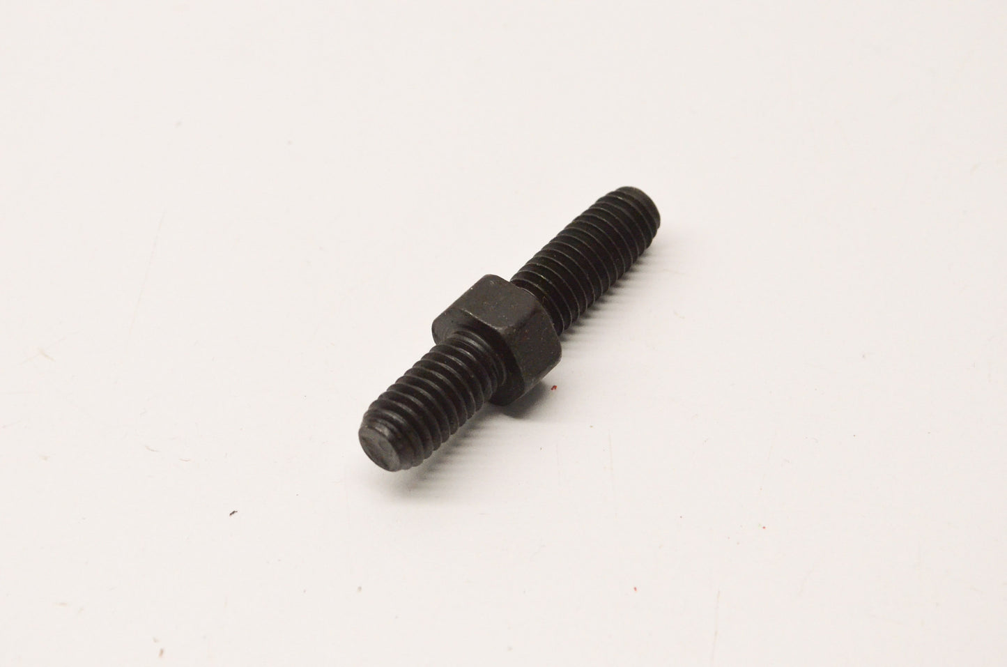 New OEM Ford 392017S430 Stud NOS