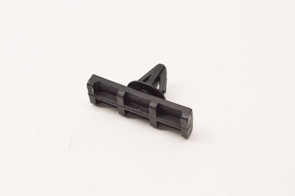 New OEM Ford F6DZ5410182AA Retainer NOS