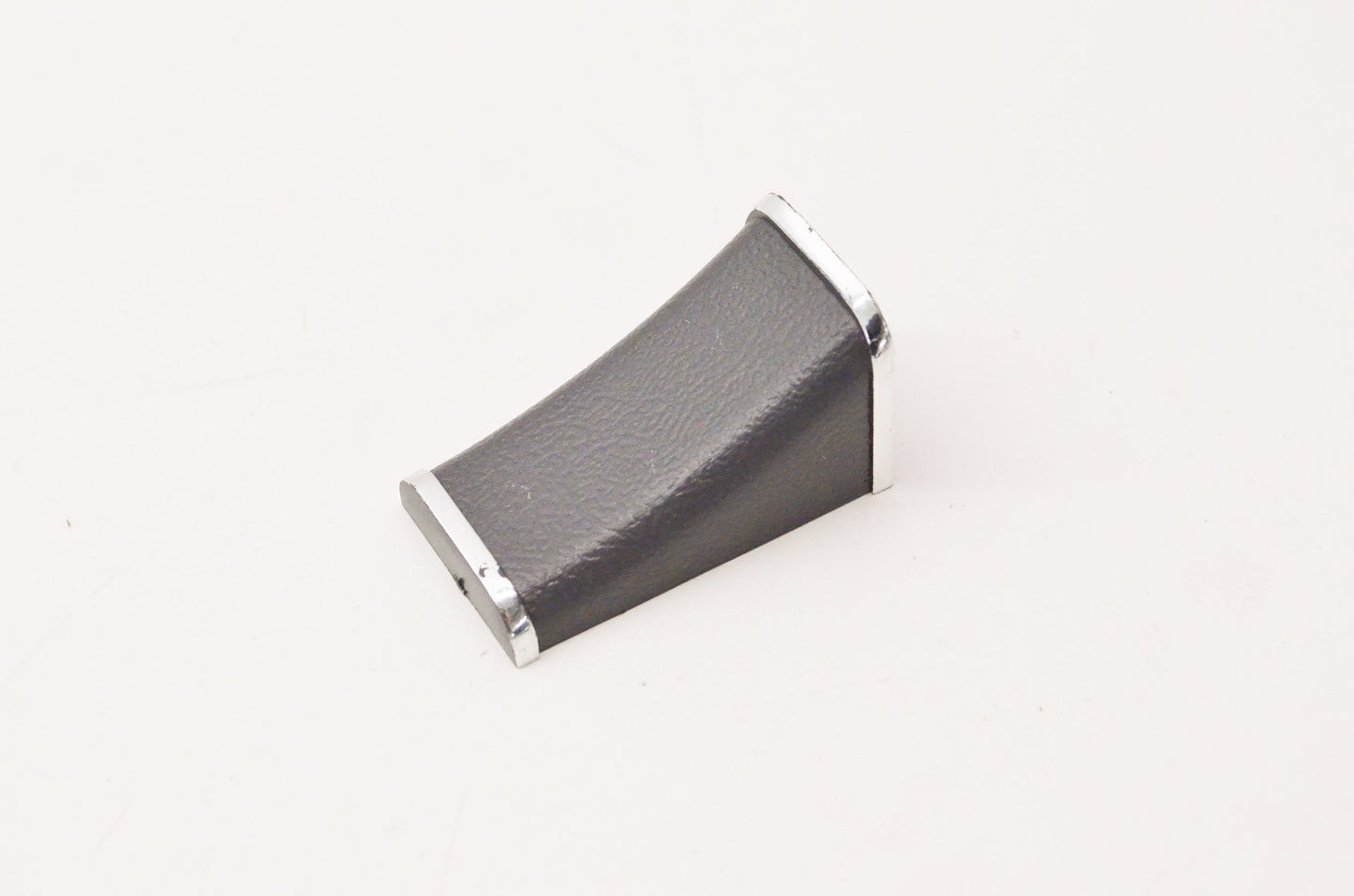 New OEM Ford E5SZ6322670J Cover NOS