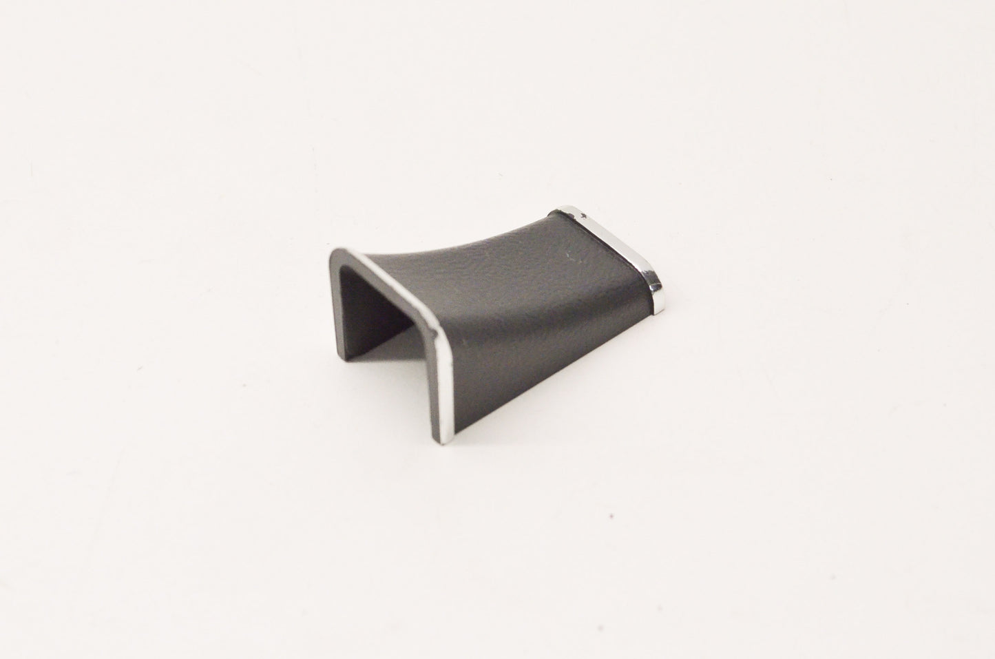 New OEM Ford E5SZ6322670J Cover NOS