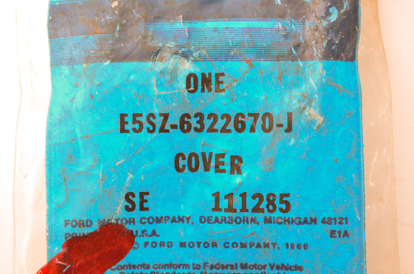 New OEM Ford E5SZ6322670J Cover NOS