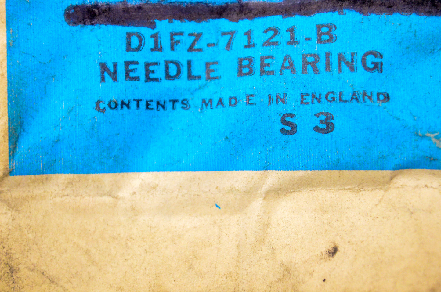 New OEM Ford D1FZ7121B Needle Bearing NOS
