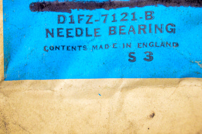 New OEM Ford D1FZ7121B Needle Bearing NOS