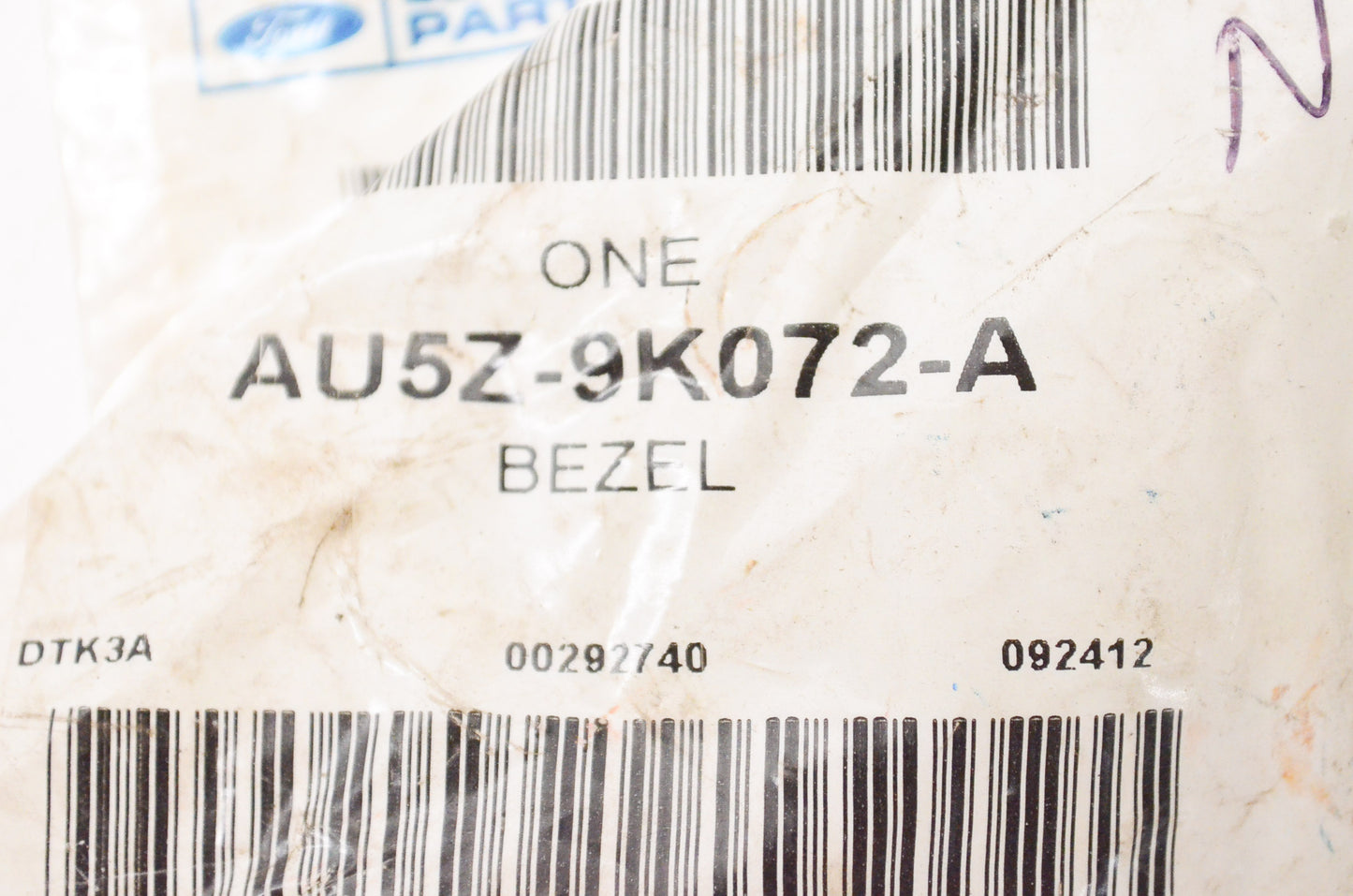 New OEM Ford AU5Z9K072A Fuel System Bezel NOS