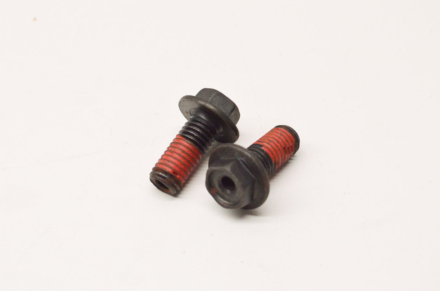 New OEM Ford E9TZ7Z059A Hydraulic Feed Bolt Qty 2 NOS