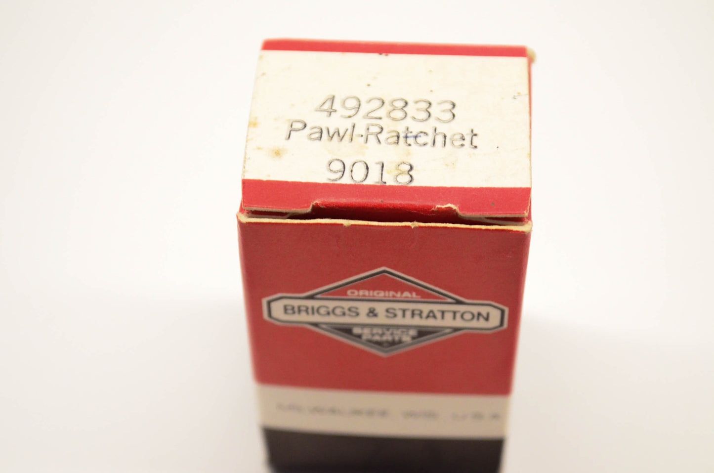 New OEM Briggs & Stratton 492833 Pawl and Ratchet Qty 2 NOS