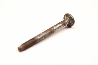 New OEM Briggs & Stratton 93322 Air Cleaner Screw NOS