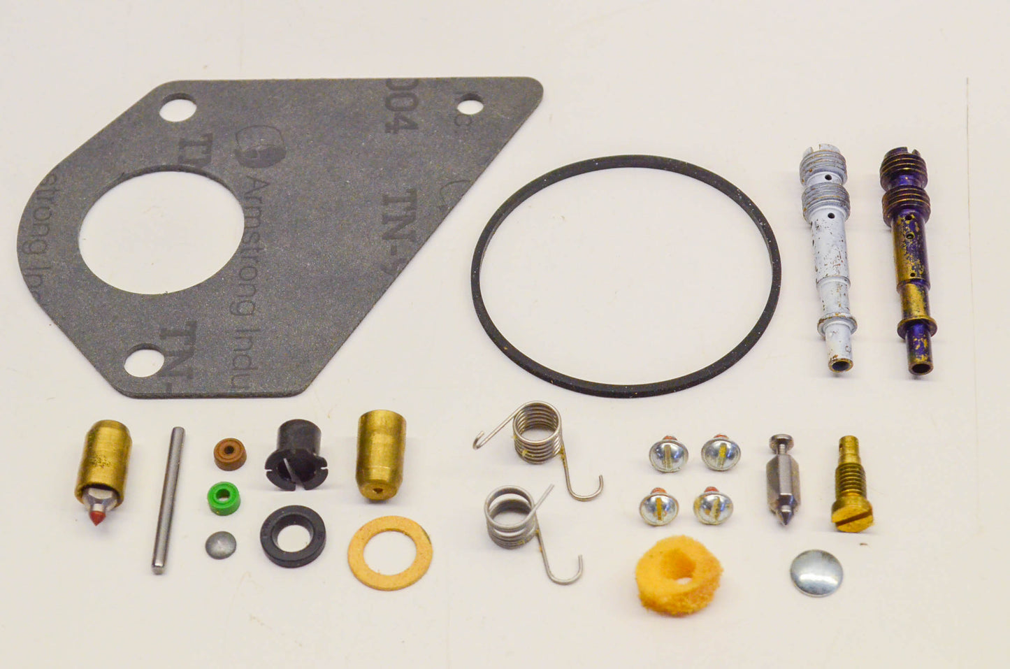 New OEM Briggs & Stratton 495837 Carburetor Overhaul Kit NOS