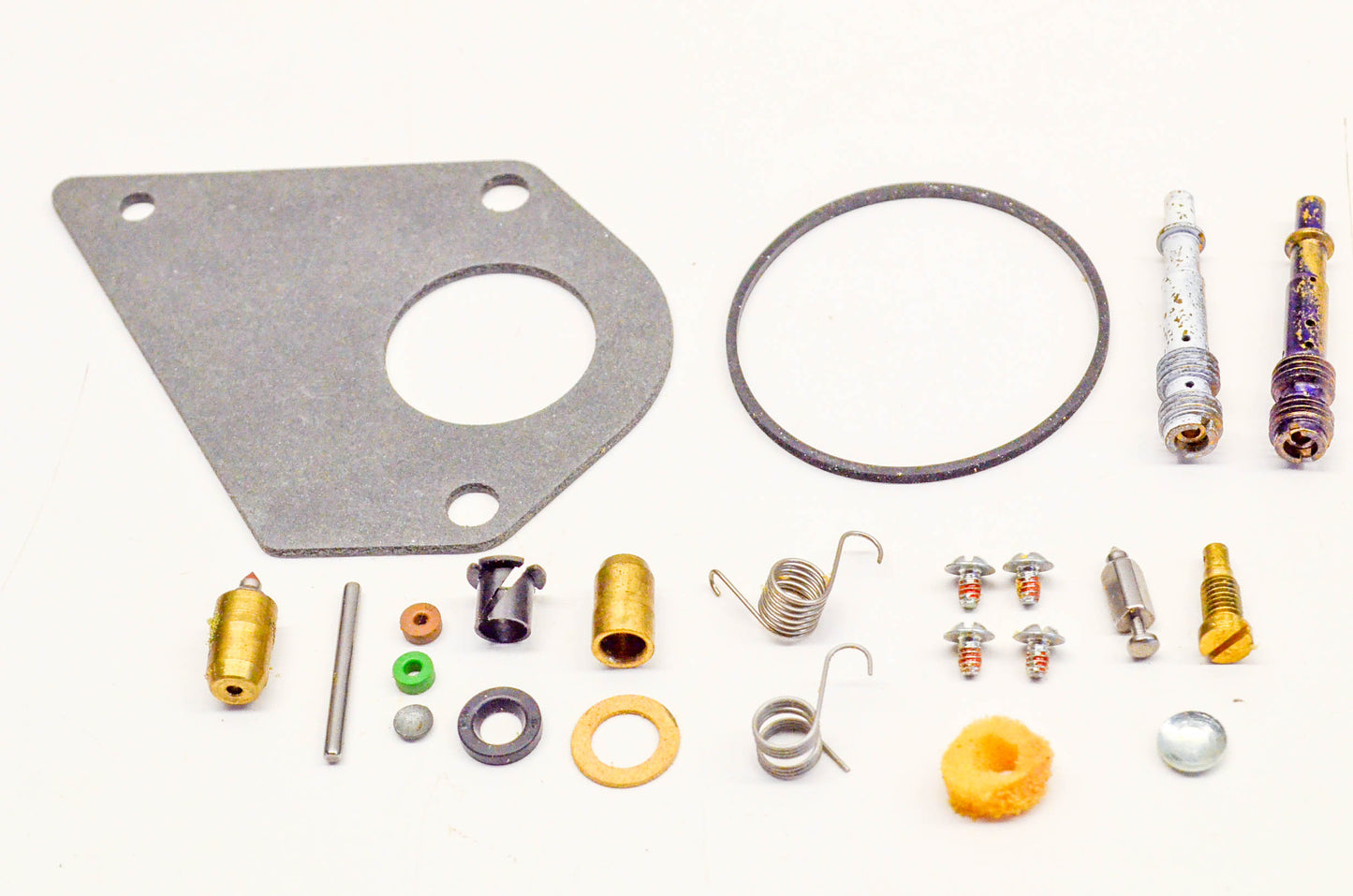 New OEM Briggs & Stratton 495837 Carburetor Overhaul Kit NOS