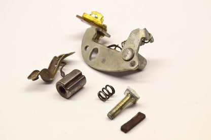 New OEM Briggs & Stratton 29667 Ignition Breaker Assembly NOS