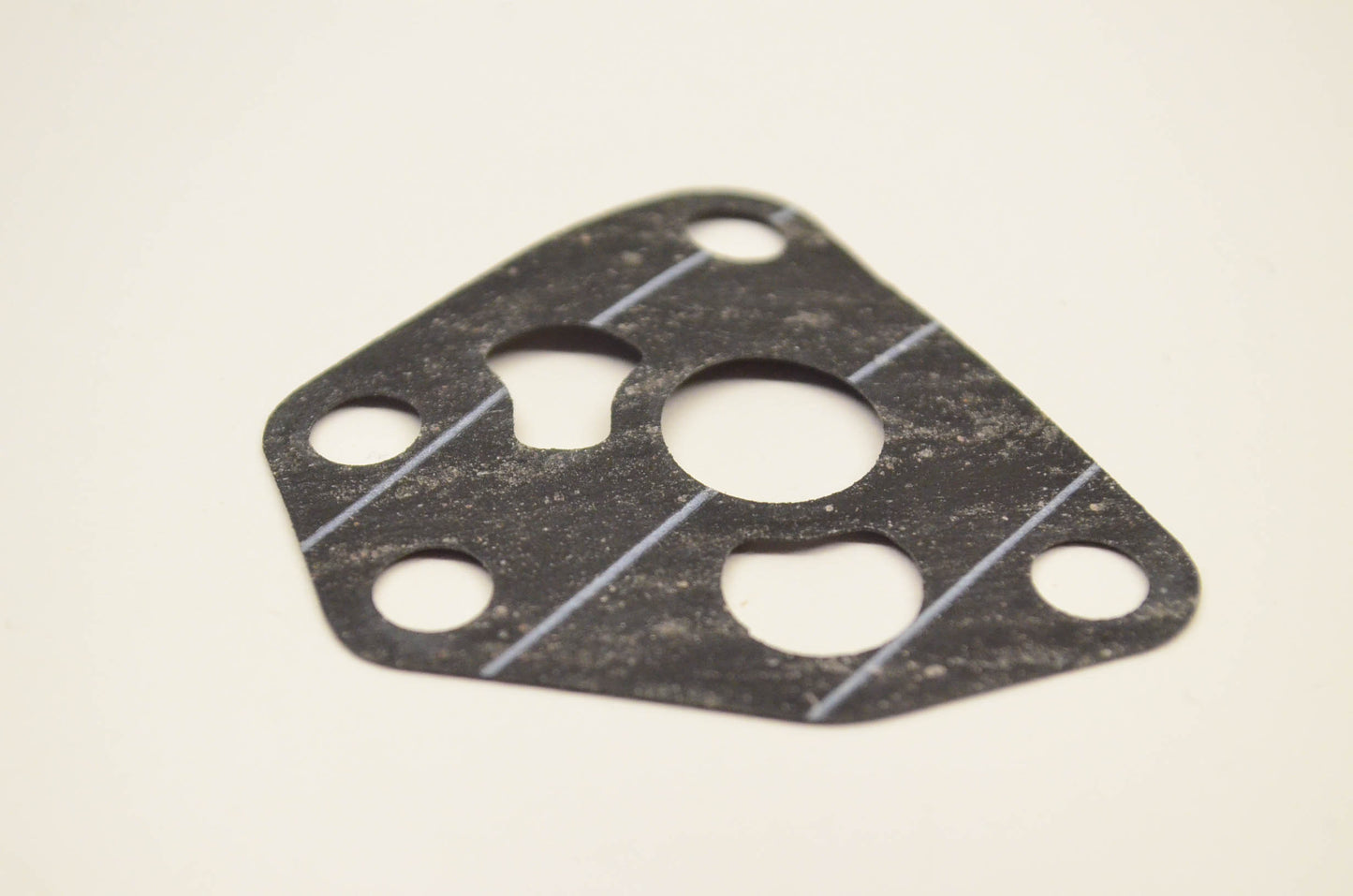 New OEM Yamaha 4BE-13329-00-00 Gasket NOS
