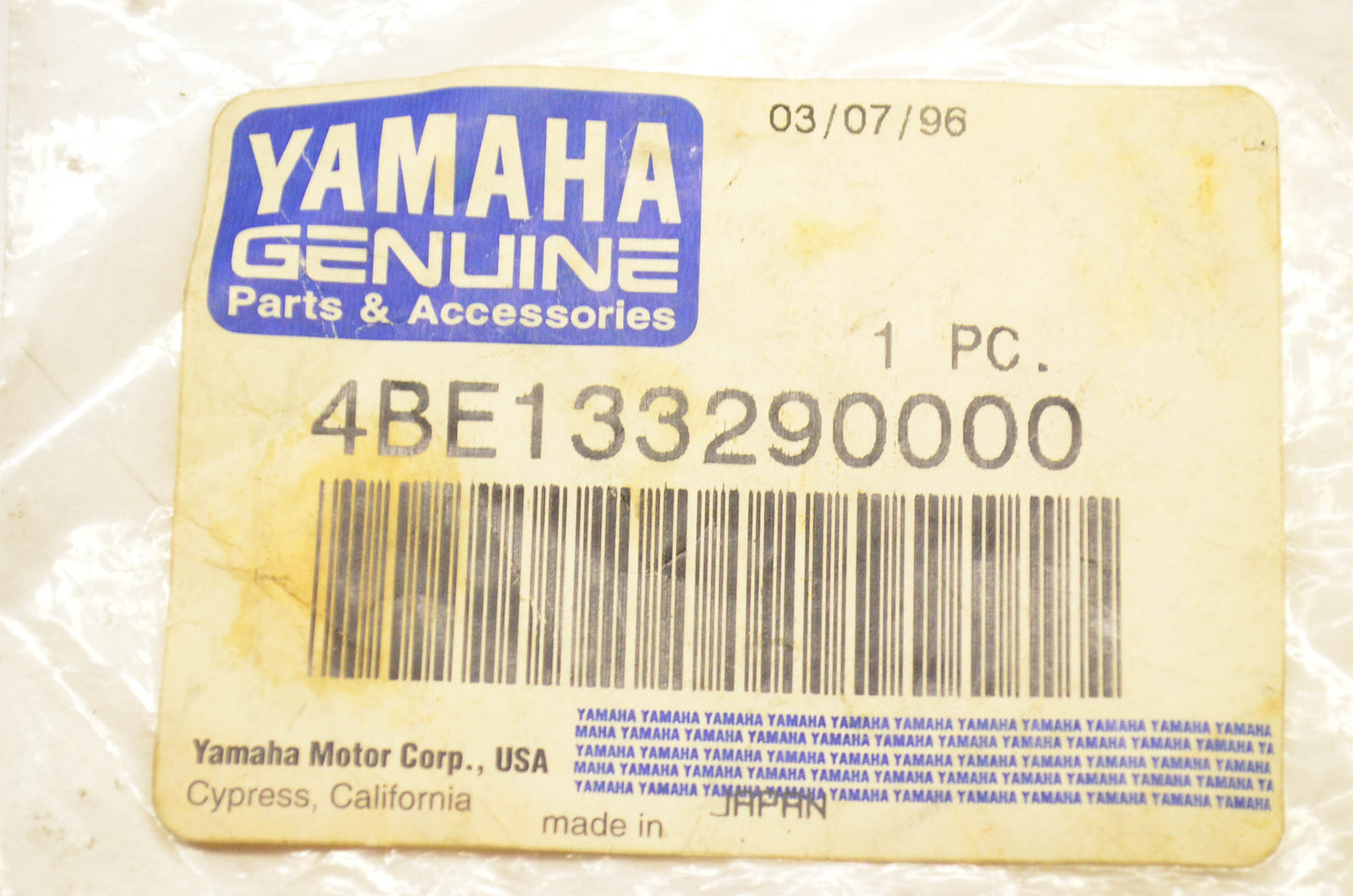 New OEM Yamaha 4BE-13329-00-00 Gasket NOS