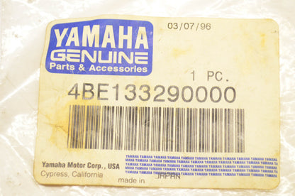 New OEM Yamaha 4BE-13329-00-00 Gasket NOS