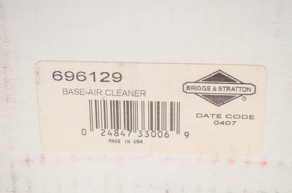 New OEM Briggs & Stratton 696129 Air Cleaner Base NOS