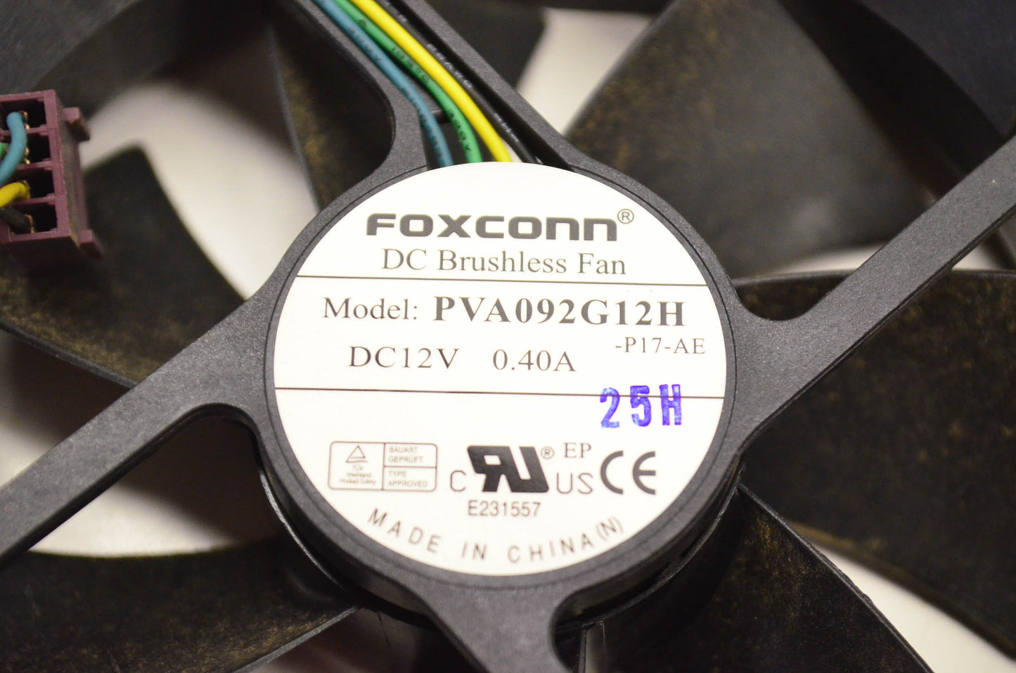 Foxconn PVA092G12H DC Brushless 4 Pin 92mm Fan