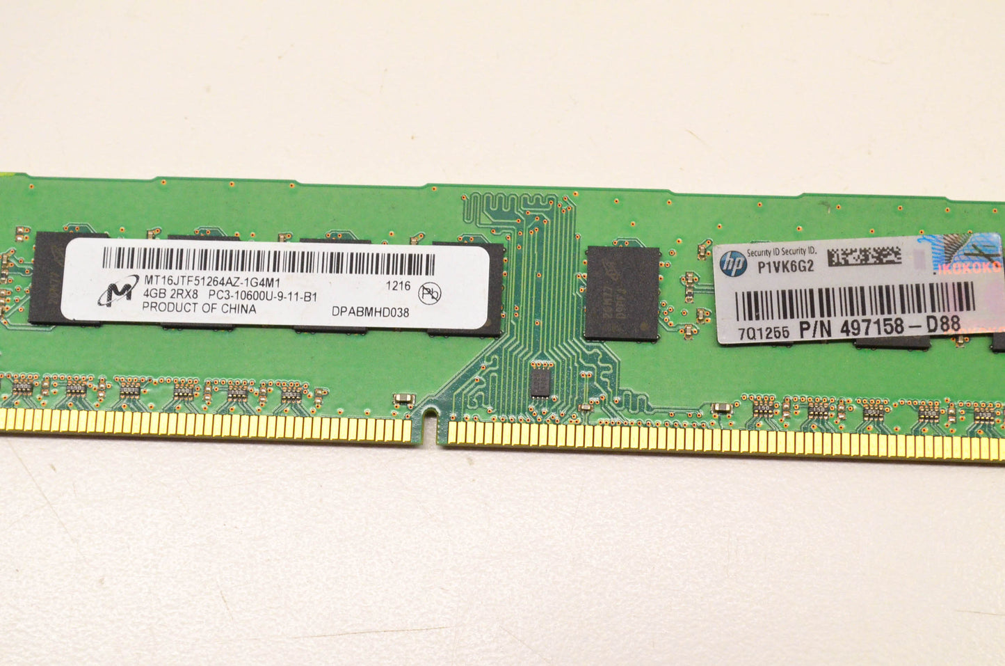 HP 497158-D88, MT16JTF51264AZ-1G4M1 DDR3 4GB DIMM 2RX8 PC3-10600