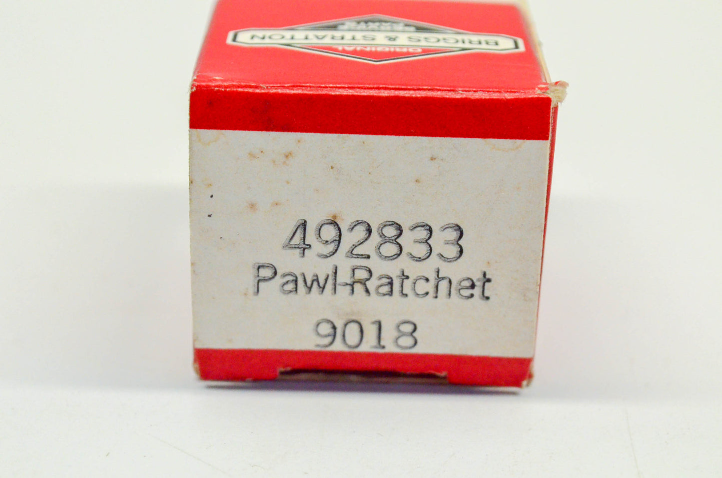 New OEM Briggs & Stratton 492833, 9018, 9008 Ratchet Pawl NOS