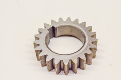 New OEM Briggs & Stratton 691805 Engine Timing Gear NOS