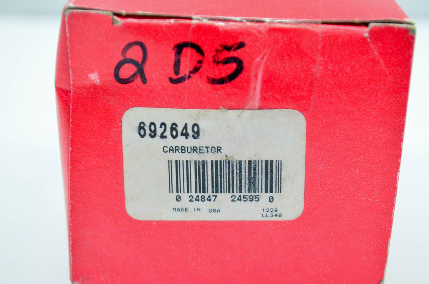 New OEM Briggs & Stratton 692649 Carburetor NOS
