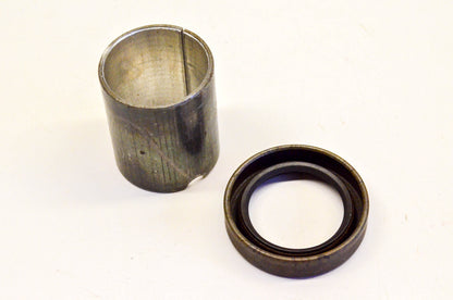 New OEM Briggs & Stratton 295963 Oil Sump Bushing NOS