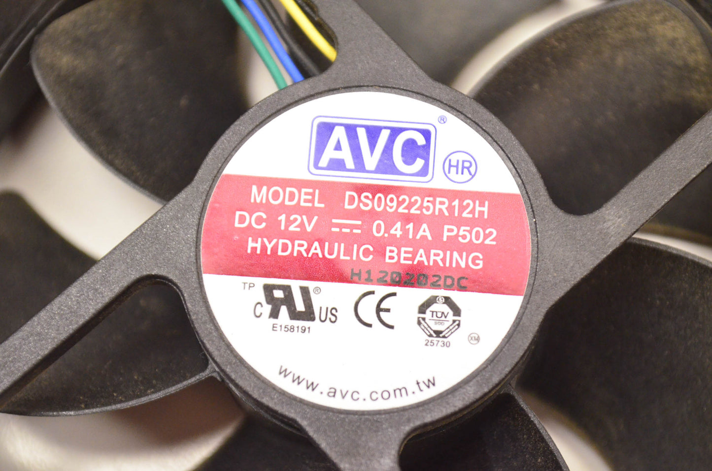 Asia Vital Components DS09225R12H Hydraulic Bearing 92mm 4-Pin PWM Fan