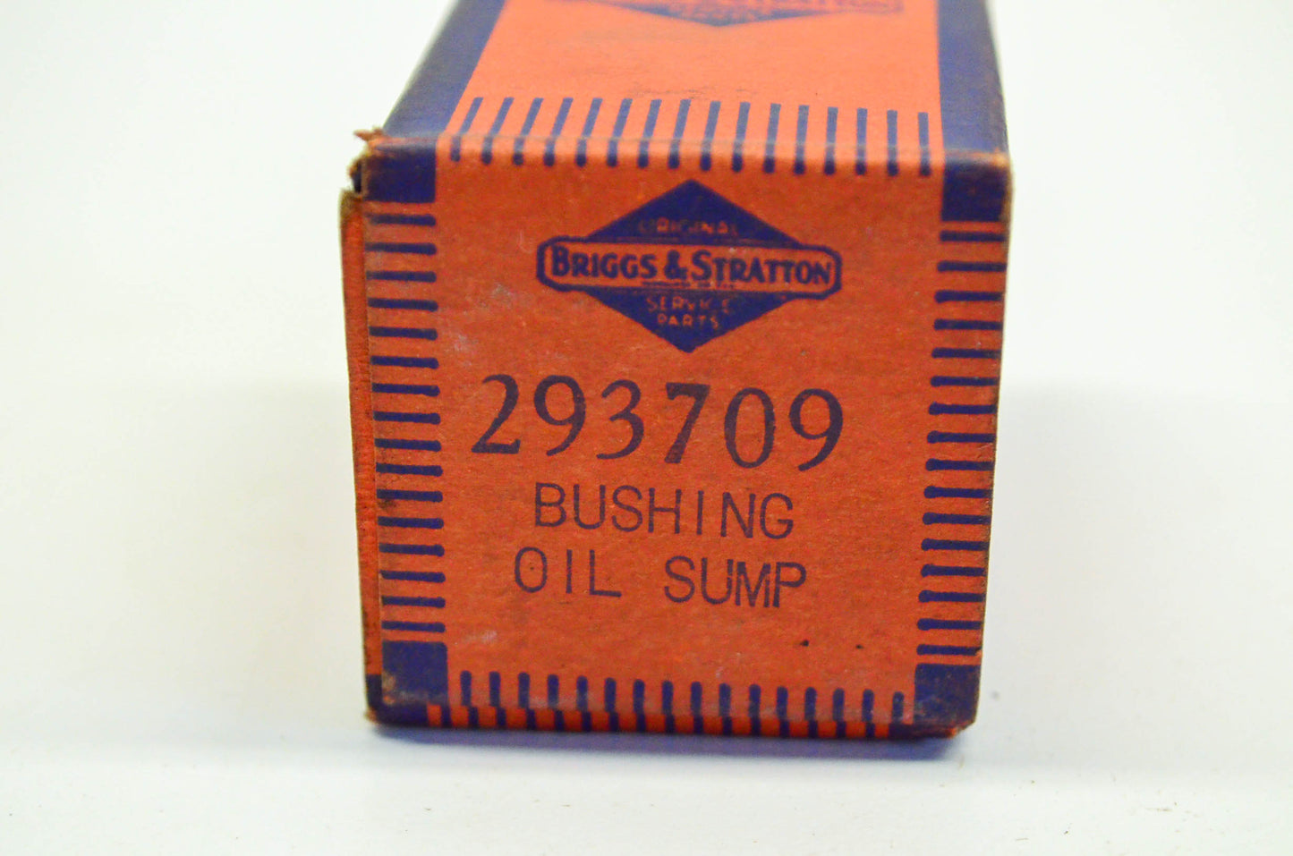 New OEM Briggs & Stratton 293709 Oil Sump Bushing Kit NOS