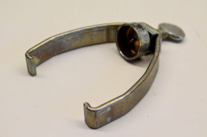 New OEM Briggs & Stratton 99665 Bowl Yoke NOS