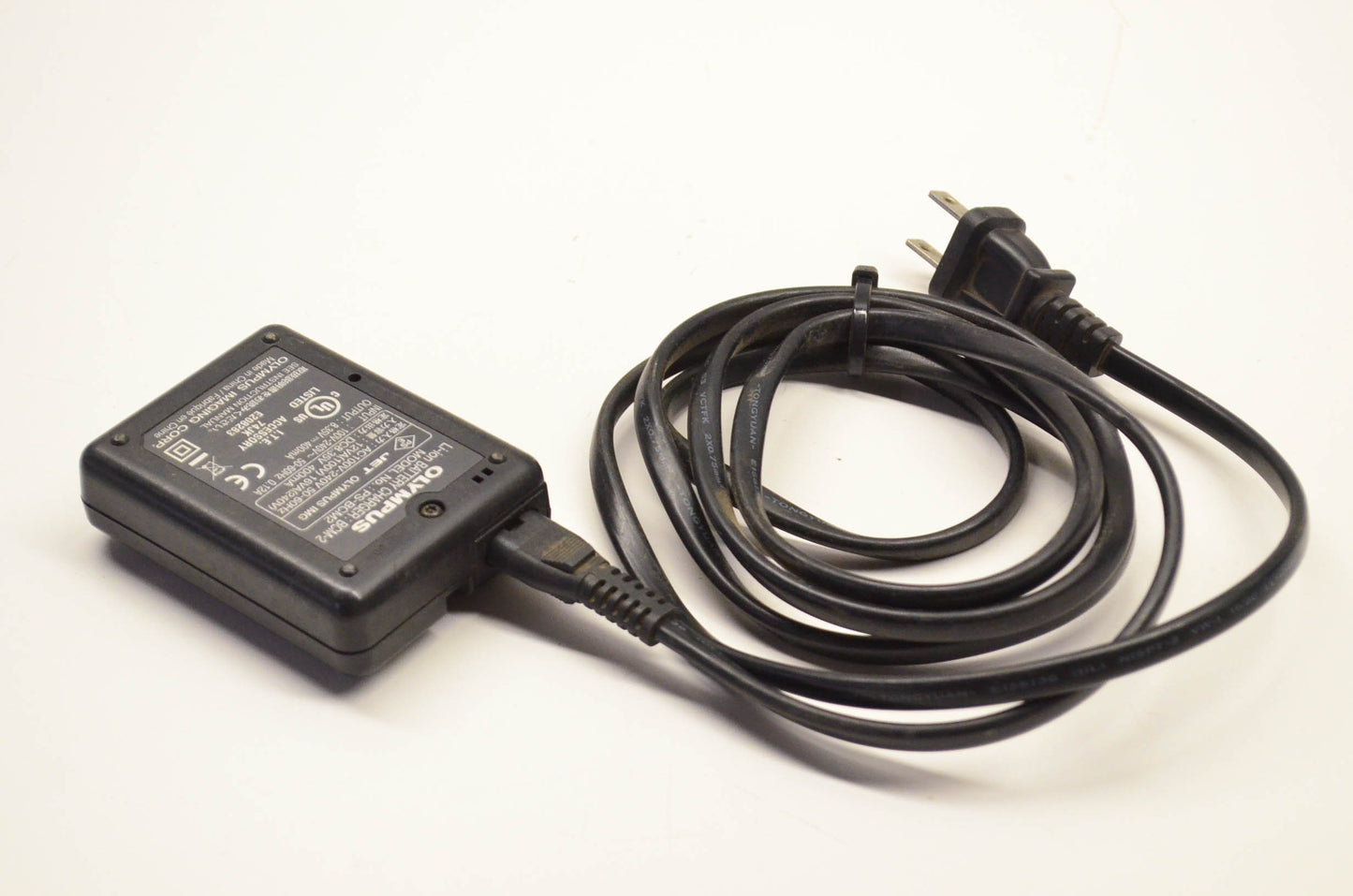 Olympus PS-BCM2, 74JKE208283 Li-ion Battery Charger BCM-2.