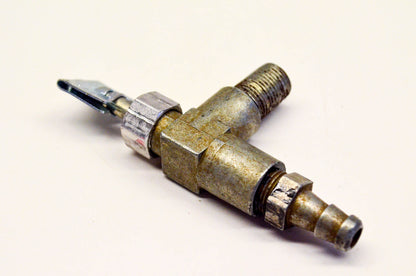 New OEM Briggs & Stratton 399949 Fuel Valve NOS
