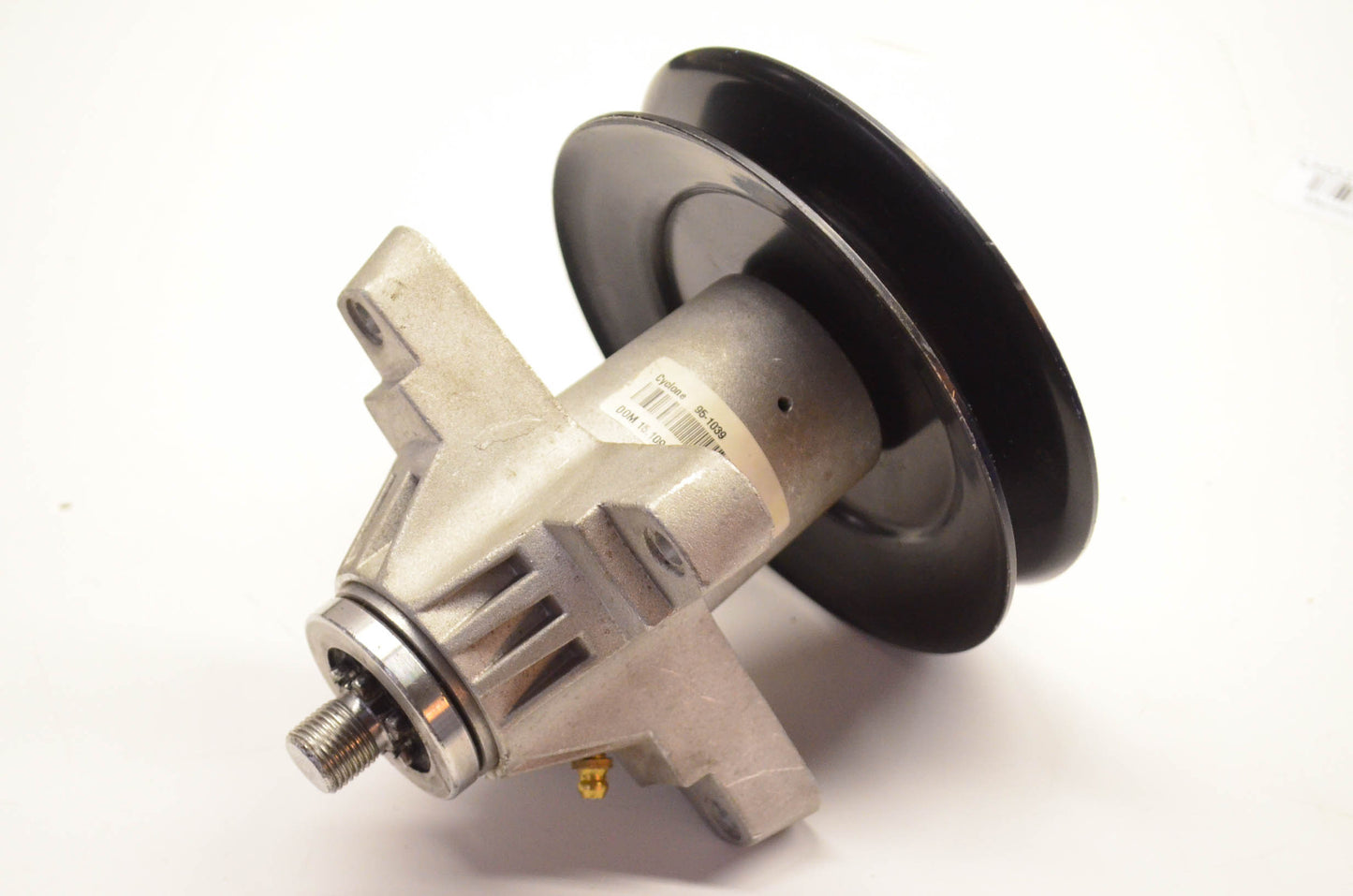 Aftermarket 95-1039, 15.109, 2337 Spindle Assembly NOS