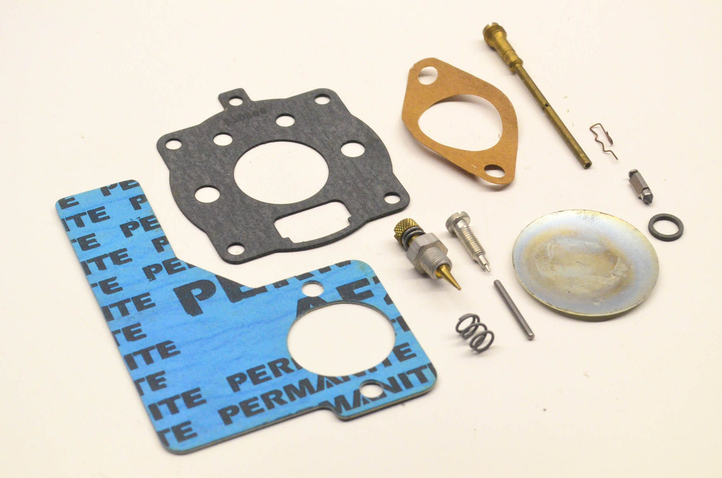 New OEM Briggs & Stratton 391071 Carburetor Kit NOS