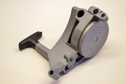 New OEM Briggs & Stratton 396082 Vertical Pull Starter NOS