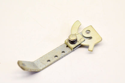 New OEM Briggs & Stratton 293424 Governor Control NOS