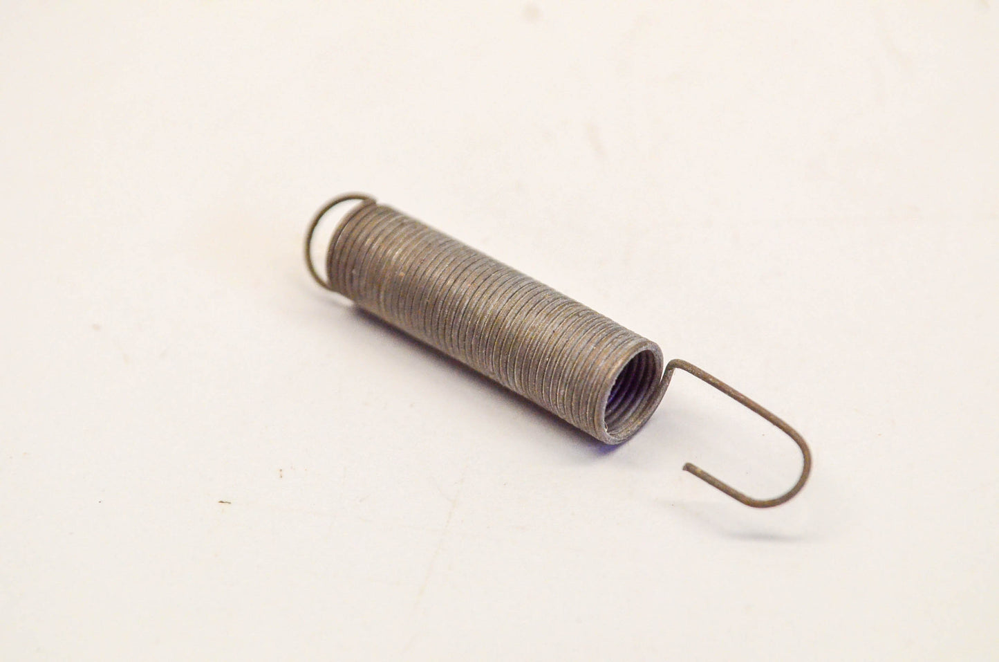 New OEM Briggs & Stratton 26760 Governor Spring NOS