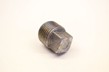 New OEM Briggs & Stratton 91084, 690946 Oil Plug NOS