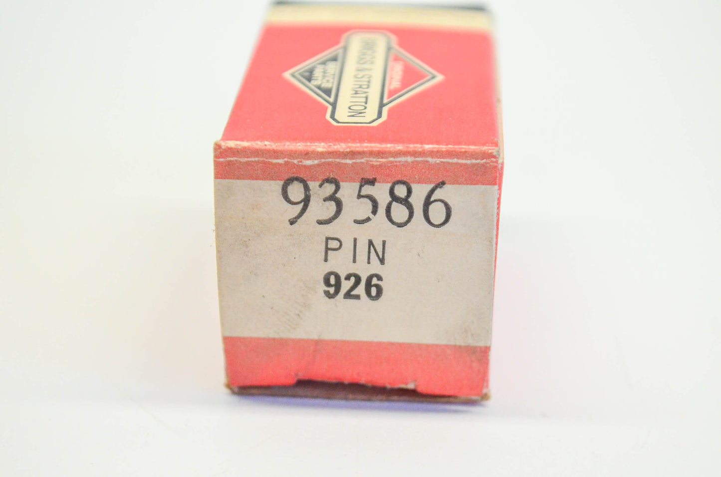 New OEM Briggs & Stratton 93586, 926 Starter Pulley Pin NOS