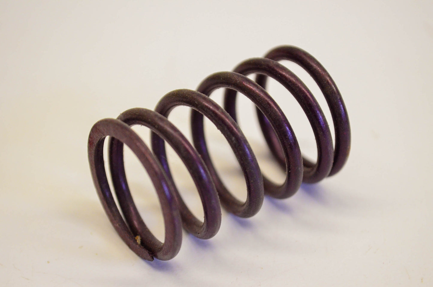 New OEM Briggs & Stratton 26828 Exhaust Valve Spring NOS