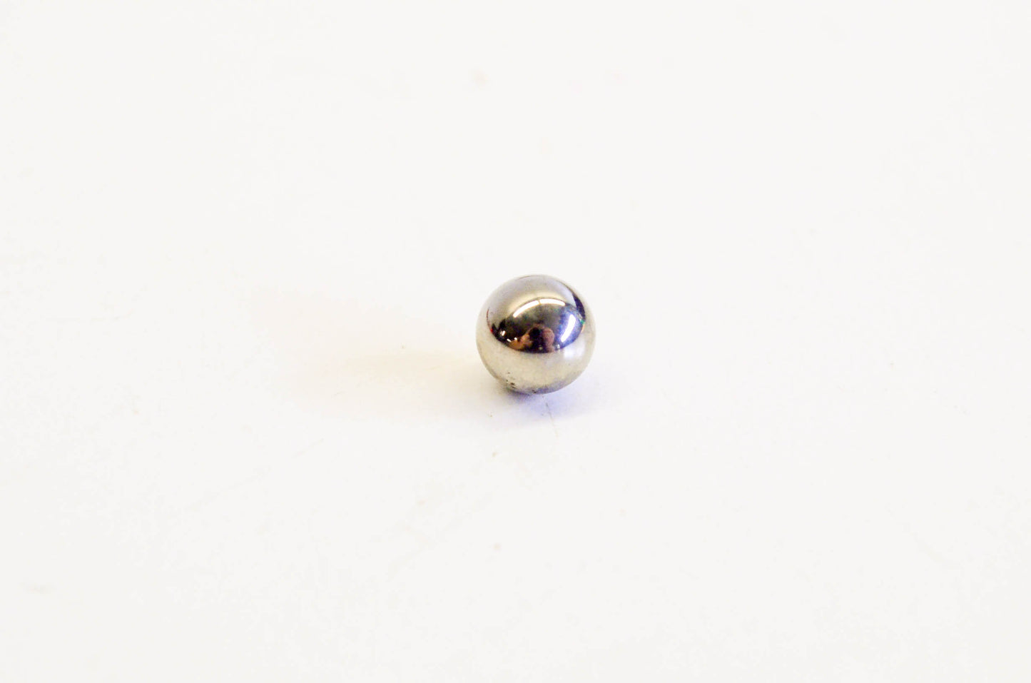New OEM Briggs & Stratton 63770 Clutch Ball NOS
