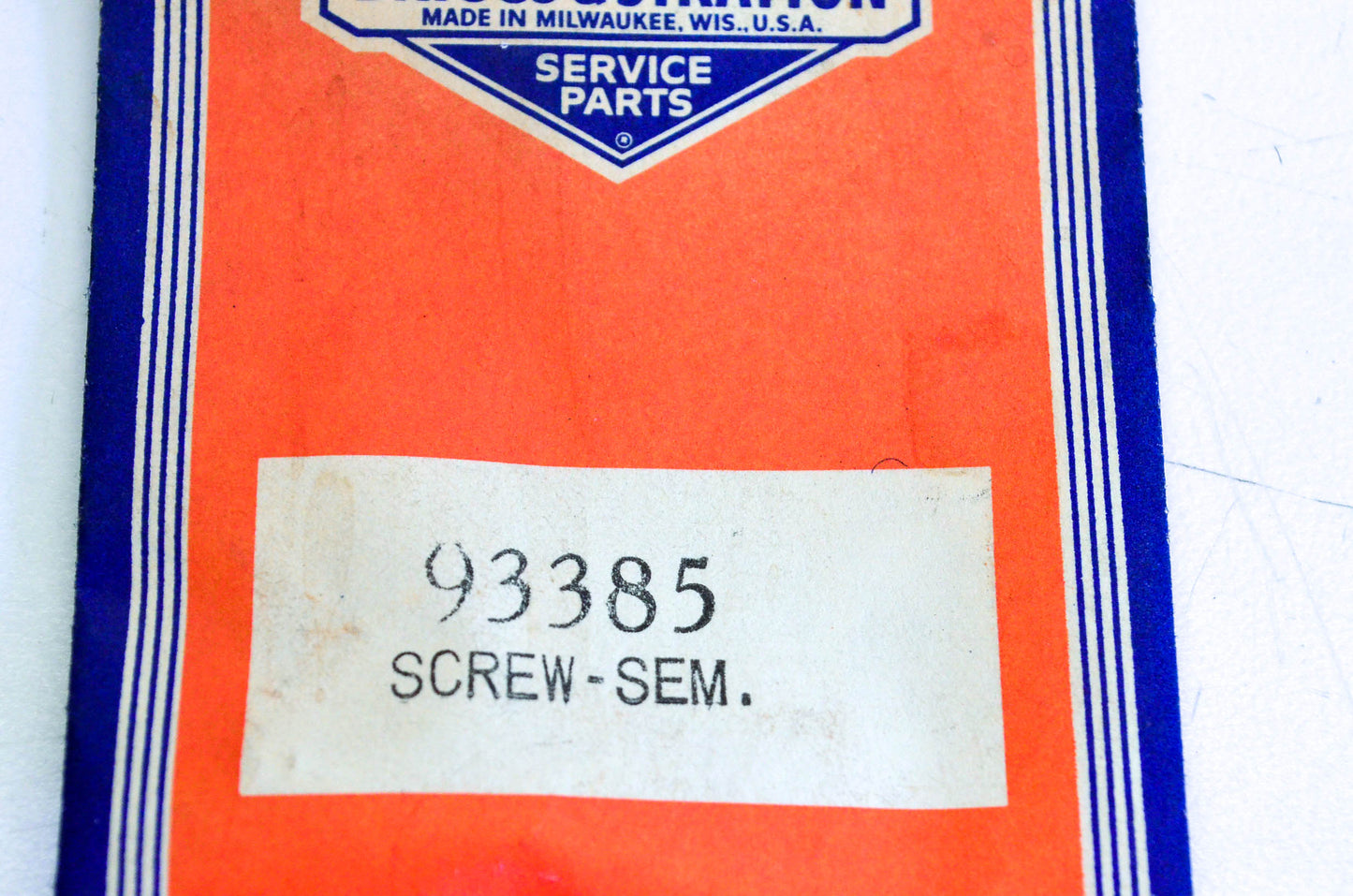 New OEM Briggs & Stratton 93385 Screw NOS
